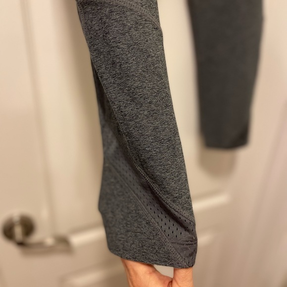 MPG capri grey tights with fuschia zip pocket size L - Picture 5 of 9